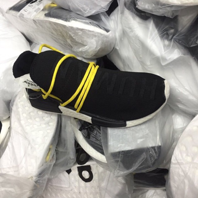 Giày Human Race
