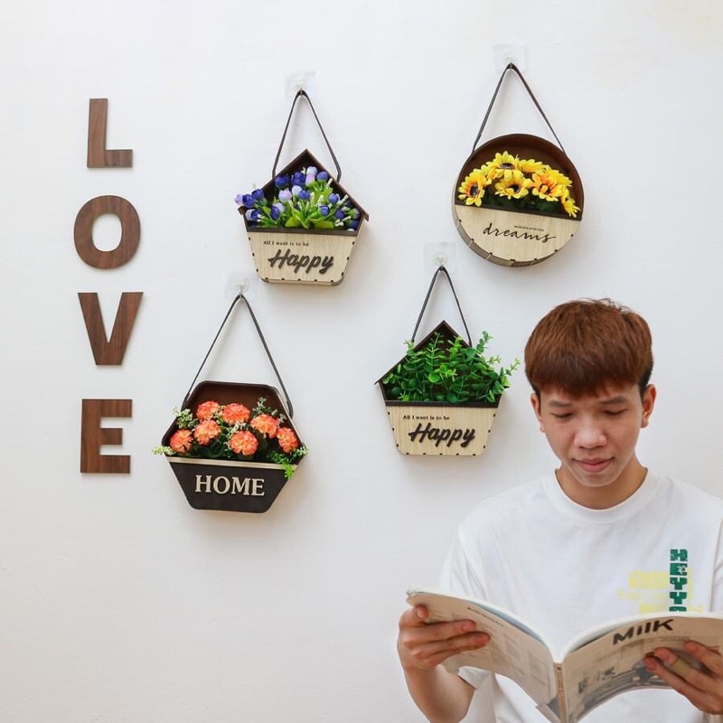 Giỏ hoa gỗ kèm hoa treo tường decor gia đình nhà cửa, cửa hàng và làm quà tặng