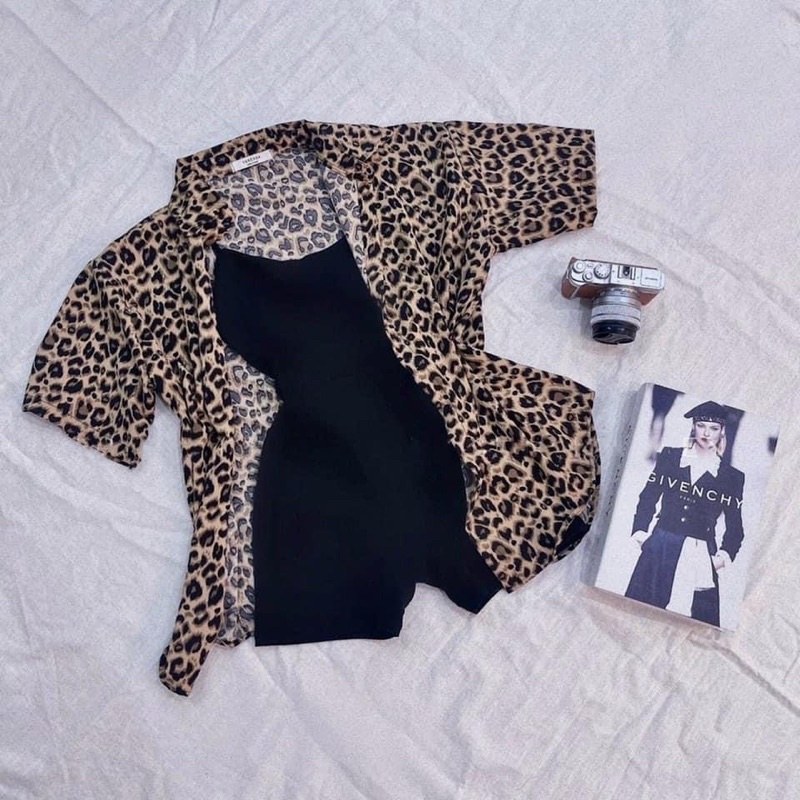 jum bodysuit dạng quần ngố phối áo khoác beo siêu chất , có bán tách lẻ set