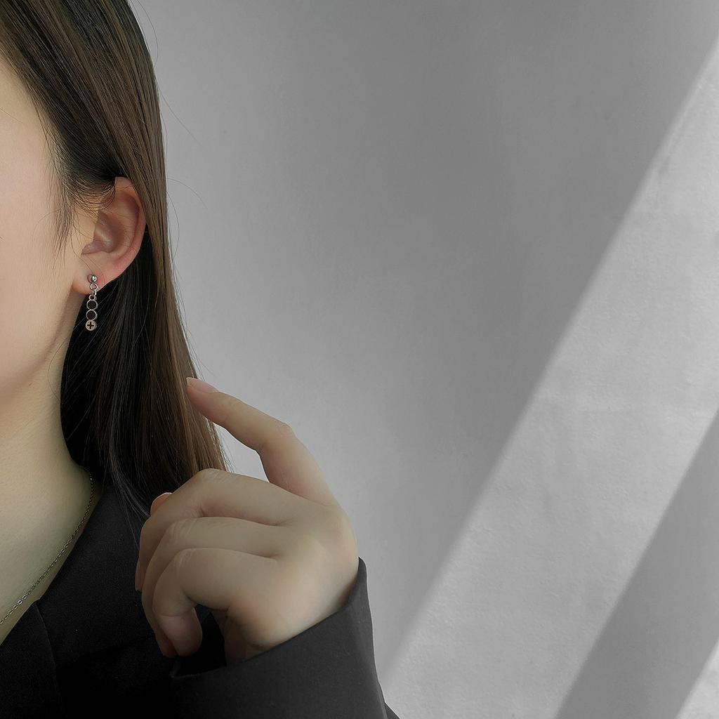 Khuyên Tai Nhỏ Hình Tròn Màu Đen  191020Khuyên Tai Thời Trang Hàn Quốc Độc Đáo