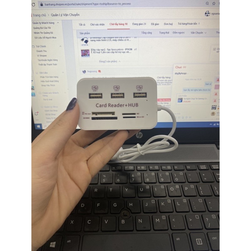 Đầu đọc thẻ nhớ với 3 cổng USB 2.0 tiện dụng chất lượng cao