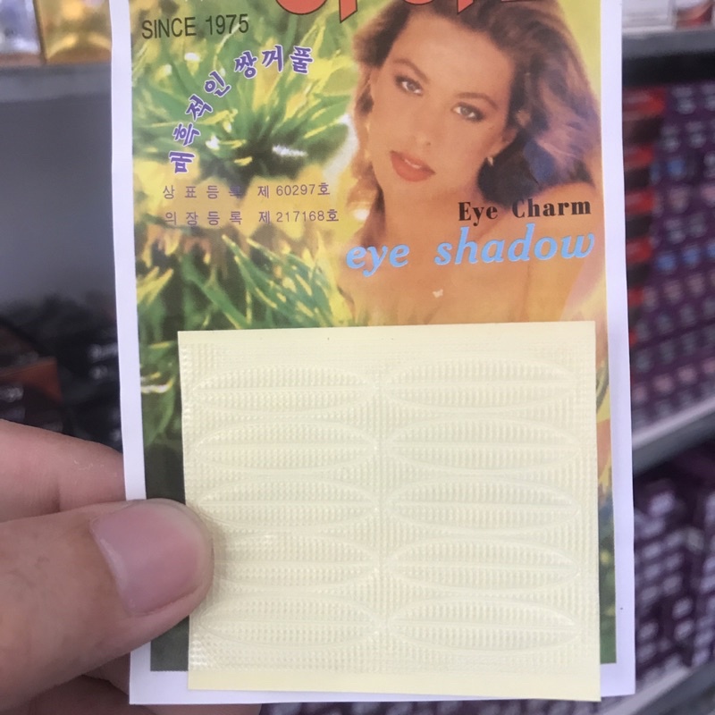 Dán kích Mí Vàng