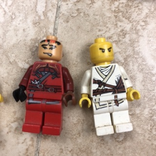 Lego minifigures chính hãng