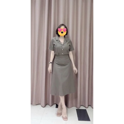 Set áo vest và chân váy hiệu Nana size M