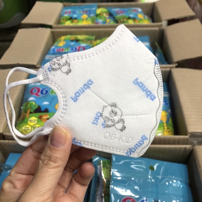 Khẩu trang 3D kháng khuẩn cho bé. Khẩu trang 3D Q6 kids cho bé 0-6 tuổi hoạ tiết sieu de thuong