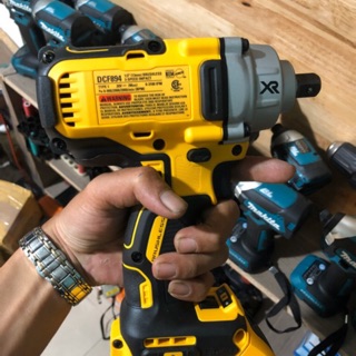 Bulon dewalt 894