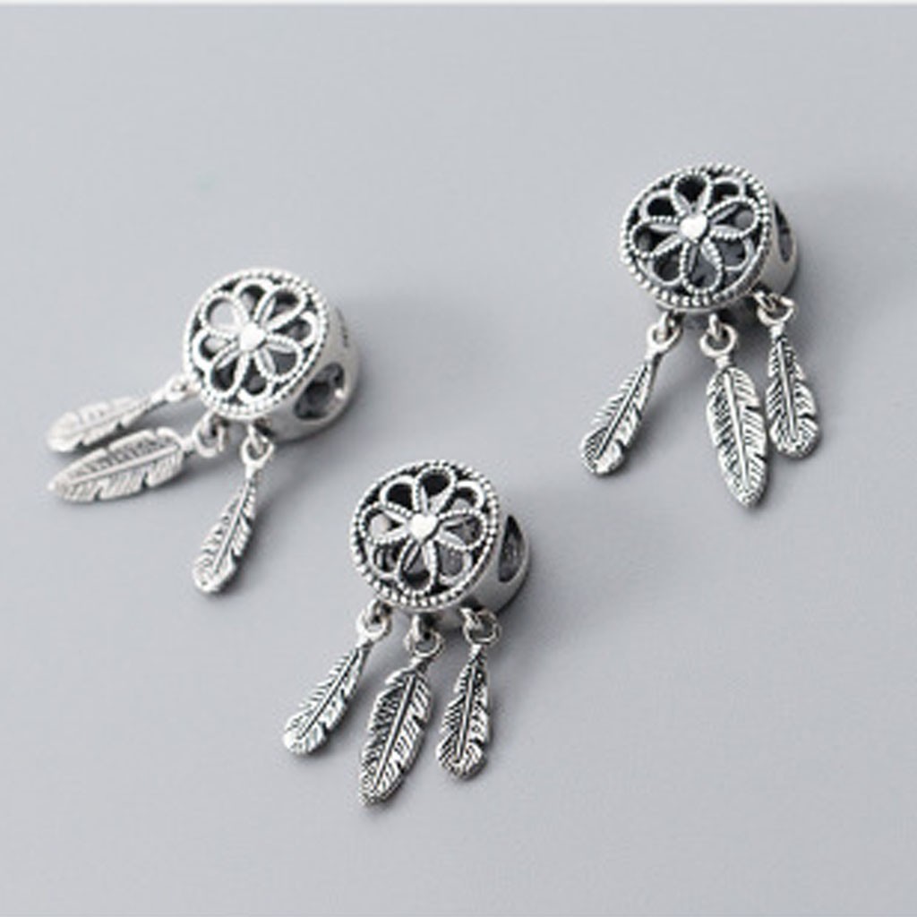 Charm bạc Dream Catcher xỏ ngang
