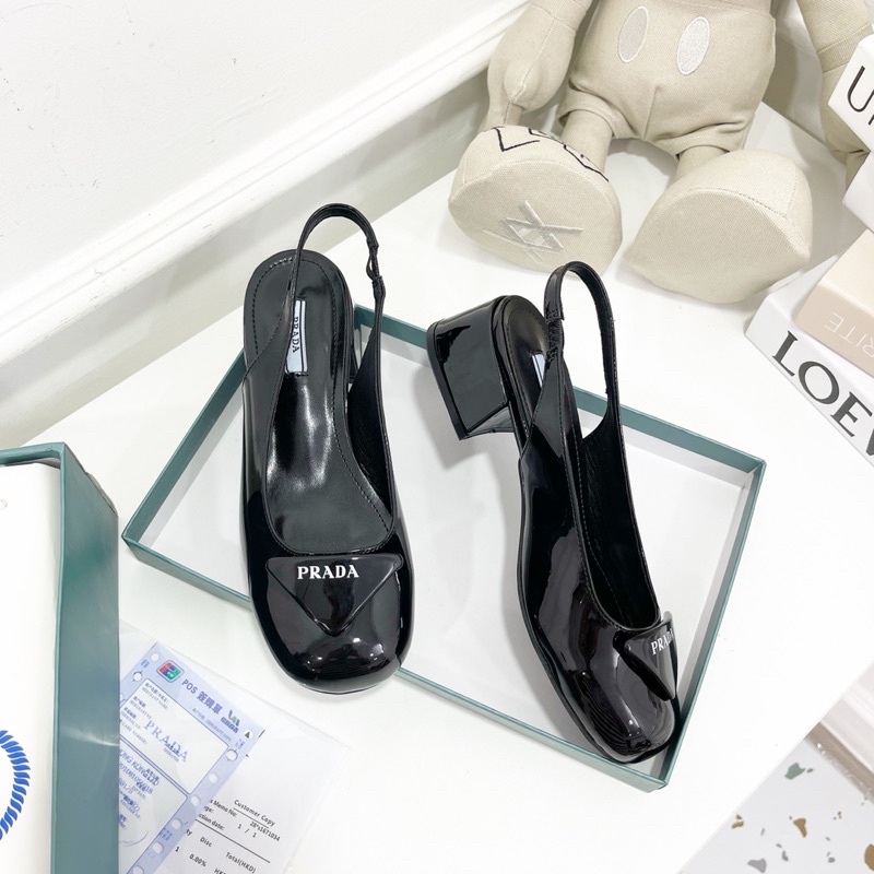 Sandal mũi tròn gót thấp vuông fullbox
