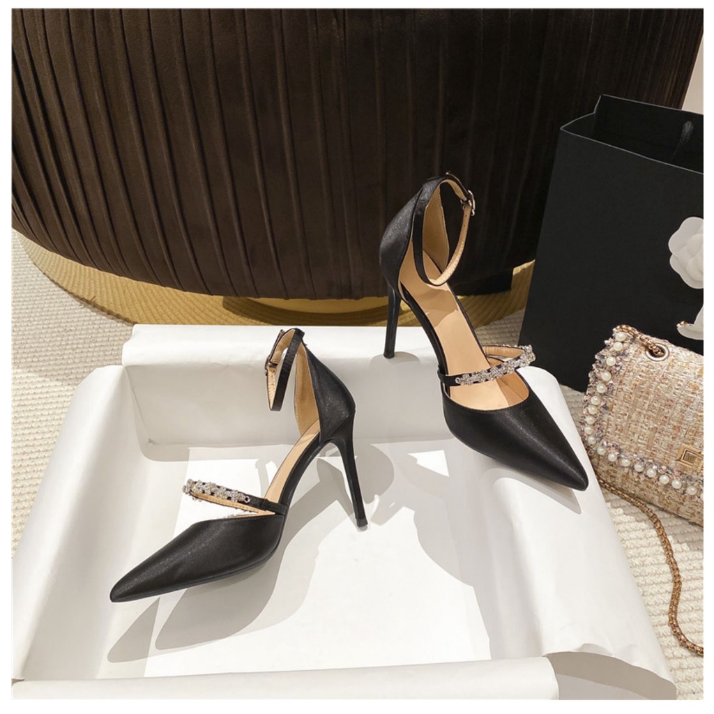 Giày Cao Gót Mũi Nhọn Đính Đá Thời Trang Mới 2022