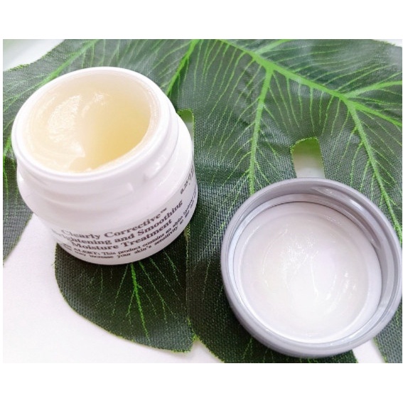 Kem dưỡng Sáng da Clearly Corrective Brightening and Smoothing