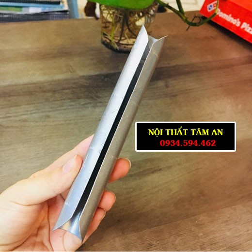 Cút nối thanh treo rèm vải vô cùng tiện lợi và dễ sử dụng - Rèm Cửa Tâm An | BigBuy360 - bigbuy360.vn