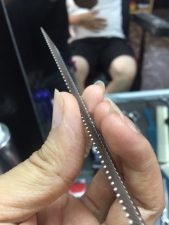 Lược cắt tóc inox cao cấp siêu bắt tóc