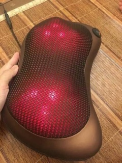 Gối massage hồng ngoại