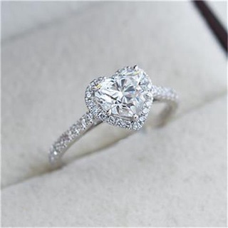 Nhẫn cài đặt hình trái tim năm móng vuốt nhẫn vàng trắng moissanite 1 carat nhẫn giả kim cương