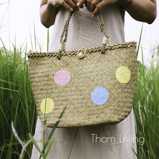 Giỏ cỏ bàng đan tay quai xách vẽ pompom tròn màu pastel