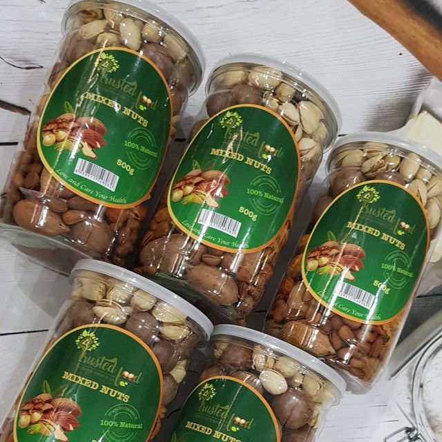 Mix Nuts 6 loại hạt gồm óc chó, hạnh nhân, thông mỹ, macca, hồ đào, hạt dẻ cười, hộp 500gr