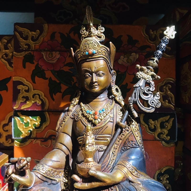 [PHÁP BẢO MINH CHÂU] TƯỢNG LIÊN HOA SANH ĐỒNG NEPAL 22CM - THIẾT KẾ TỈ MỈ - TINH XẢO