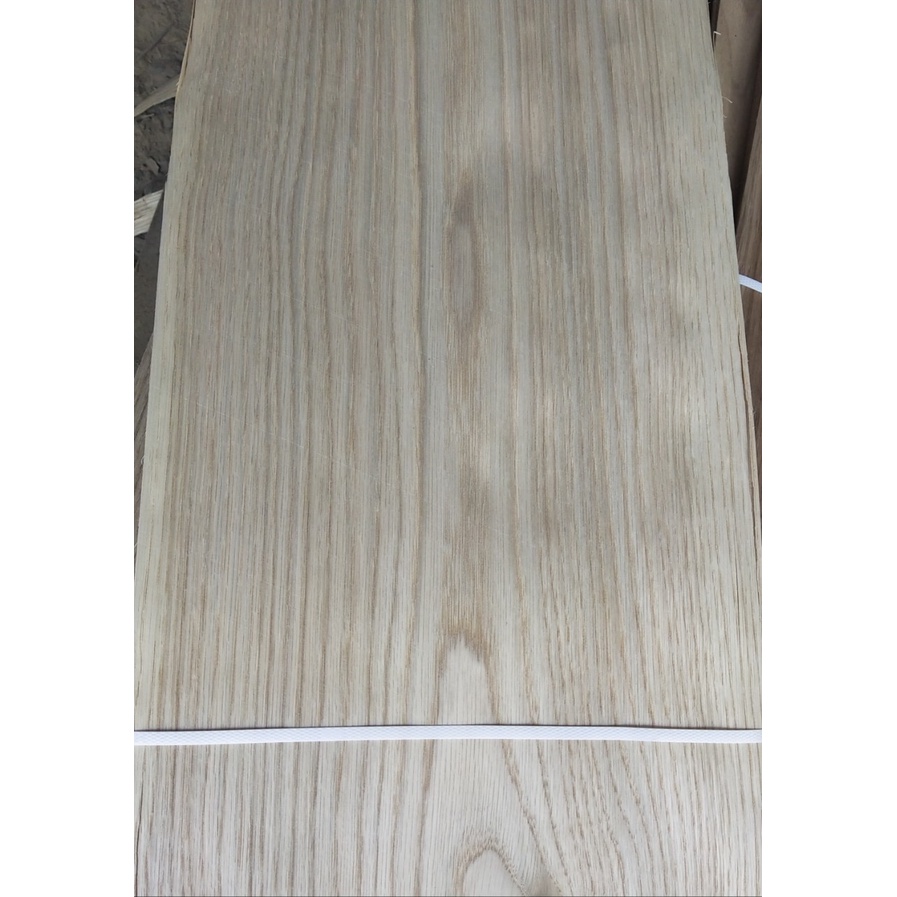 Ván lạng Sồi (Veneer W. Oak QC 0.52*250*1000mm) 38.000đ/tấm