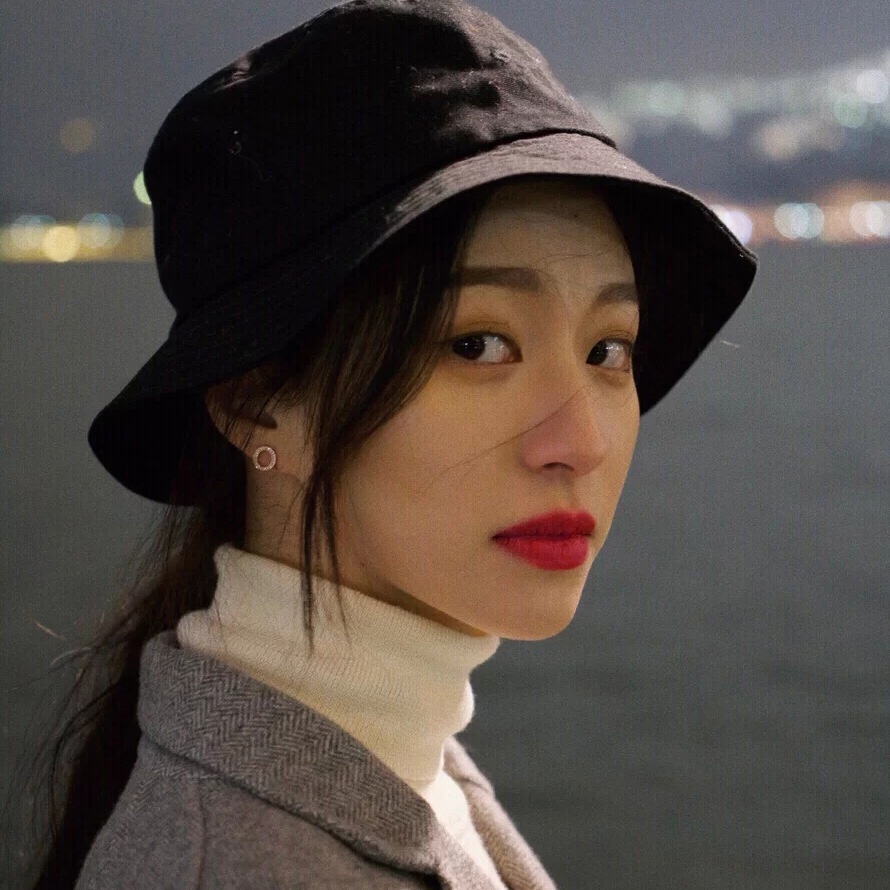 [Hàng mới về] Son bóng chống nước chống dính trang điểm tuyệt đẹp nhiều màu tùy chọn