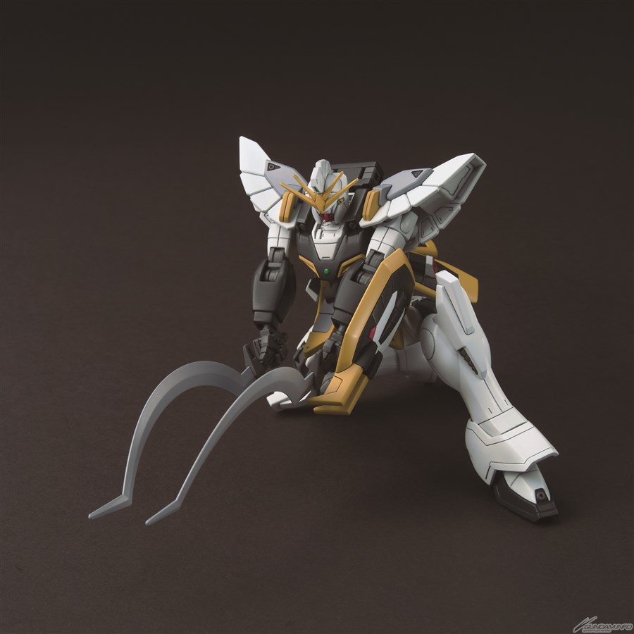 [ NHẬT BẢN ] Đồ Chơi Lắp Ráp Anime Mô Hình Gundam Bandai 1/144 Hg Sandrock + Gundam Breaker Mobile Product Code