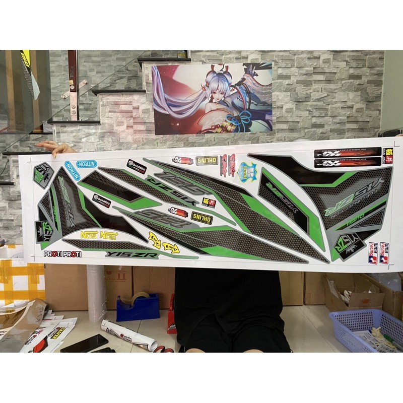 Tem xe exciter 2011 tổ ong dán xe xám xi măng(tem rời)