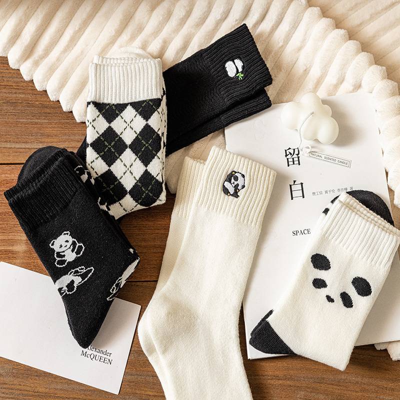 Vớ Cotton Dày Họa Tiết Gấu Trúc Hoạt Hình Dễ Thương Thời Trang Đơn Giản Dành Cho Nữ