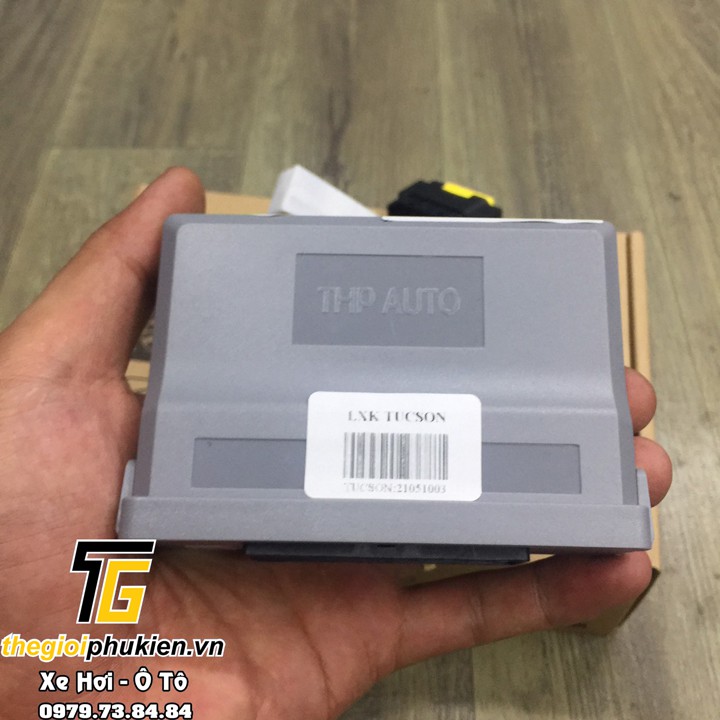 Bộ điều khiển lên xuống kính tự động xe Hyundai Tucson 2017-2020 - cắm jack zin, chích 2 dây tín hiệu