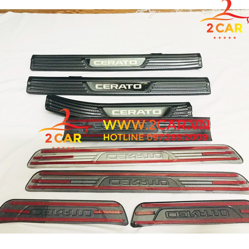 Ốp bậc cửa, nẹp bước chân trong, ngoài CARBON xe Kia Cerato 2019- 2021 vân cacbon cao cấp