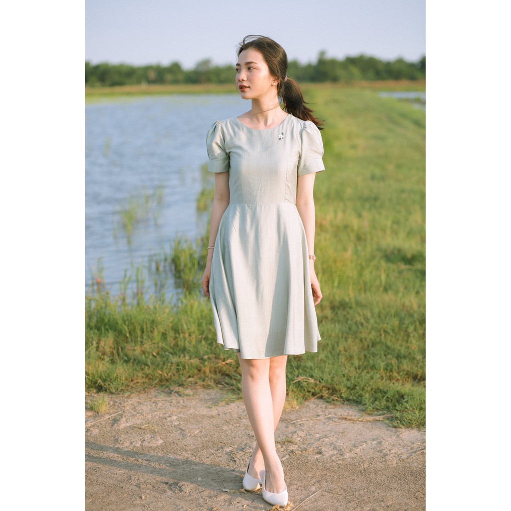 Đầm xòe cổ tròn tơ xước thêu hoa D210536 (xanh mint, hồng) | BigBuy360 - bigbuy360.vn