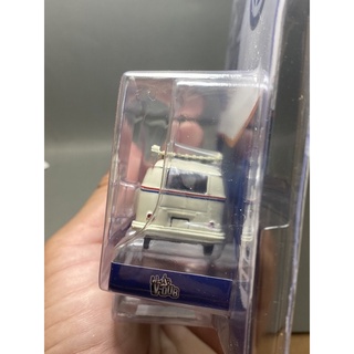 KentNgoShop Xe mô hình Greenlight Volkswagen Type 2 Panel Van tỉ lệ 1/64