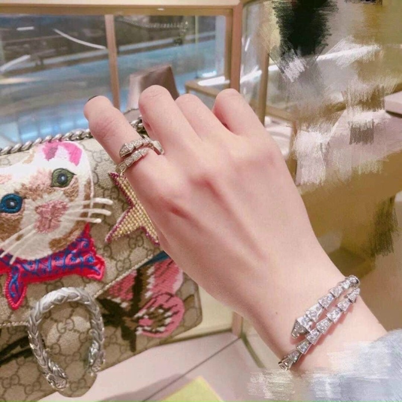 Vòng tay rắn hiệu bvl xoàn Italy mạ bạch kim