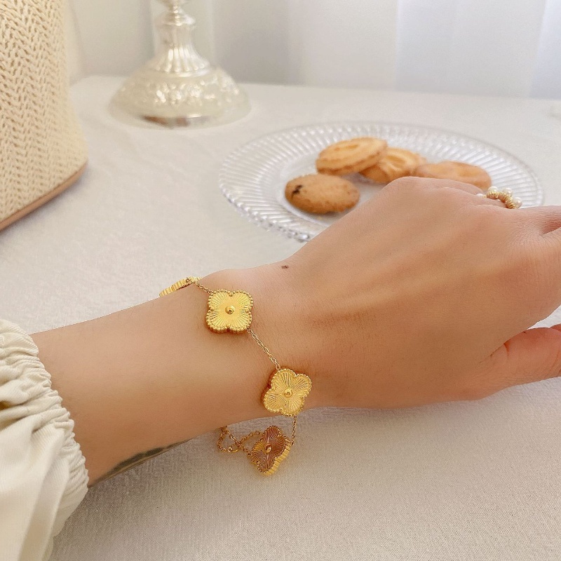 Vòng Tay / Dây Chuyền Bằng Thép Titan Mạ Vàng 18k Phong Cách mori Hàn Quốc Đơn Giản Cho Nữ