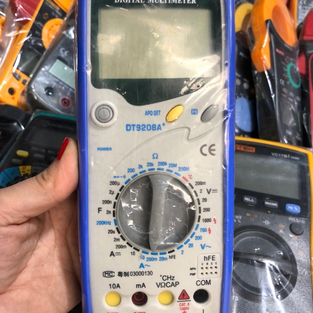 Đồng hồ DT9208A+