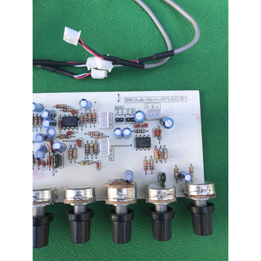 MẠCH CHỈNH ÂM SẮC MICRO LIỀN ECHO 11 VOLUME.NGÕ RA 1 SUPBASS,1 FUL