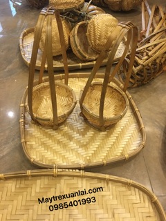 Quang gánh tre trang trí.