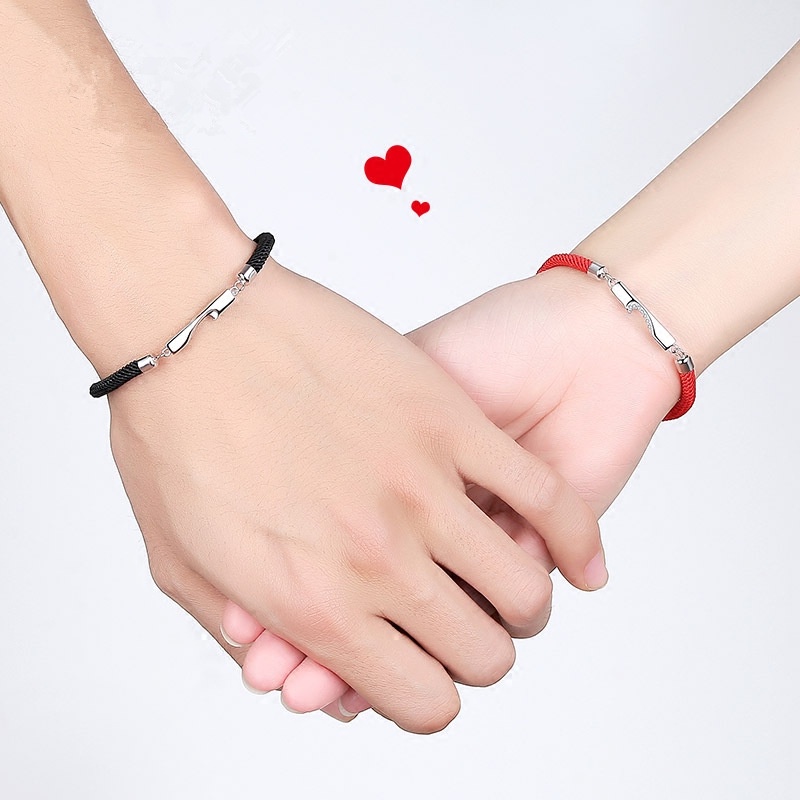 Vòng Tay Dây Bện Màu Đỏ Mặt Hình Trái Tim Đơn Giản Cho Cặp Đôi