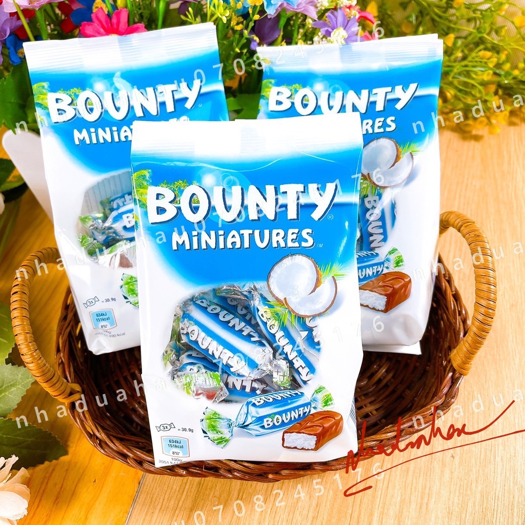 Một gói sô cô la đậu phộng Snicker/ sô cô la bọc dừa nhuyễn Bounty Đức xịn gói 100gam