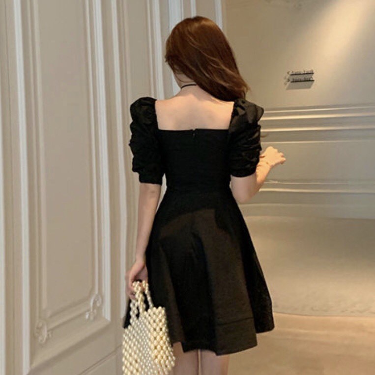 Váy Cổ Tim Tay Phồng Khoét Eo Dáng Xòe Kín Đáo Freesize
