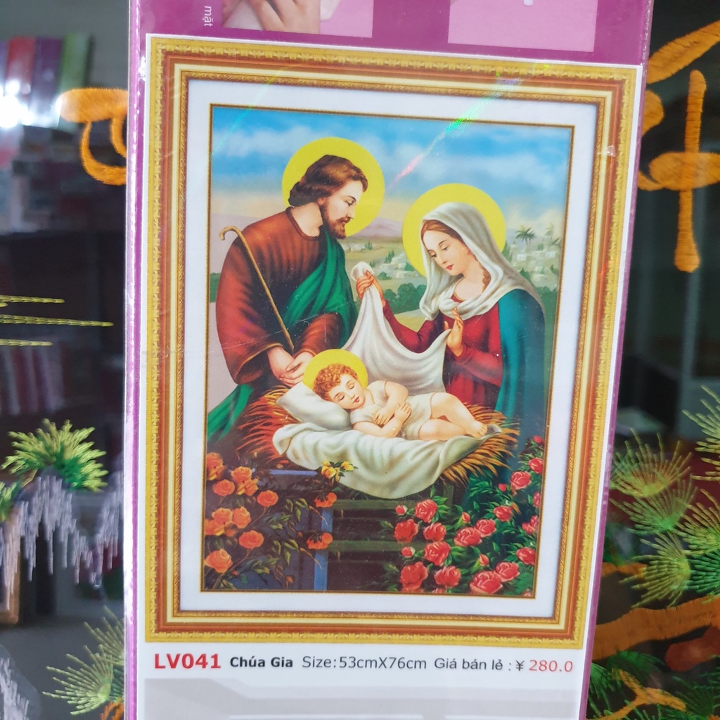Tranh Đính Đá GIA ĐÌNH THÁNH GIA (ĐÁ ABC CAO CẤP). Kích Thước: 76cm x 53cm