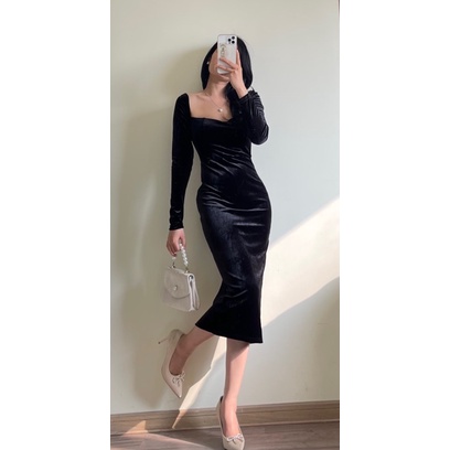 Váy body dài qua gối