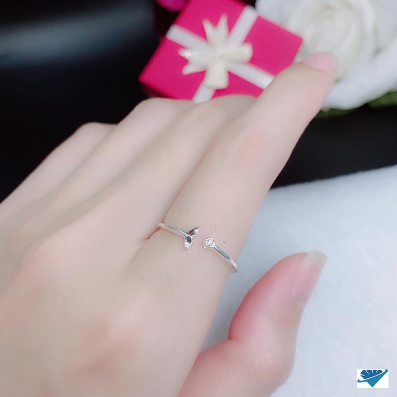 NHẪN BẠC NỮ LÁ DÁNG HỞ XINH