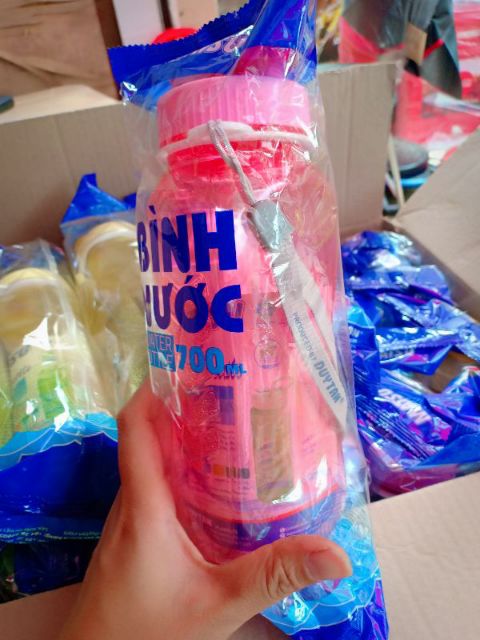 GIÁ SỐC BÌNH NƯỚC CHỊU NHIỆT 700ML DUY TÂN