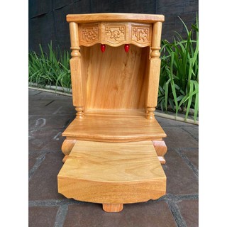 Bàn thờ thần tài ông địa