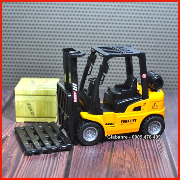 Mô Hình Xe Nâng Forklift Cỡ Trung - Xlc - Vàng - 9950.4