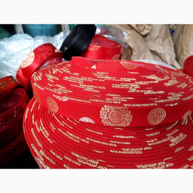 Khăn xếp đồng tiền 25 vòng.