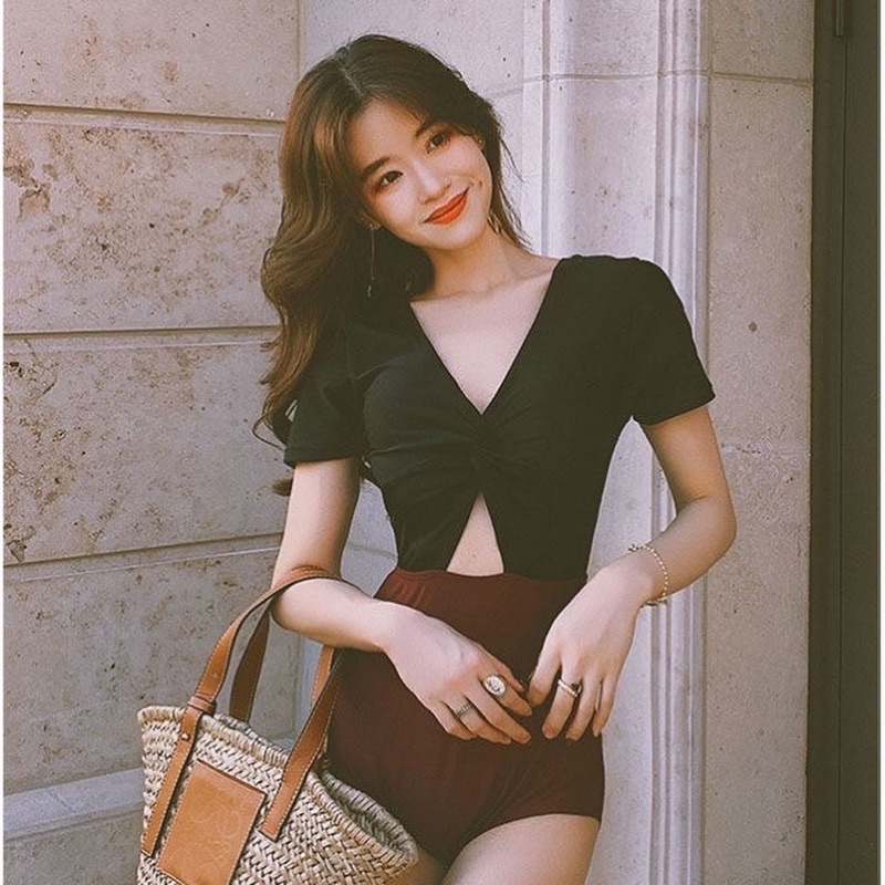 Áo tắm 1 mảnh thắt nơ đen đỏ