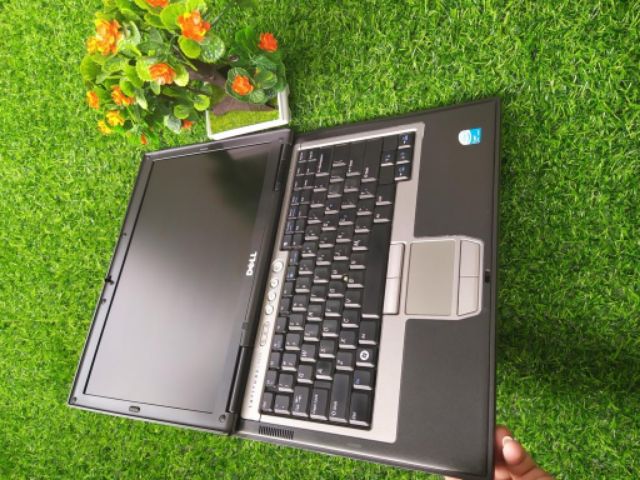 Laptop Ngon Bao Test Check Bên mình cung cấp các dòng laptop nhập khẩu mỹ, nhật. | BigBuy360 - bigbuy360.vn