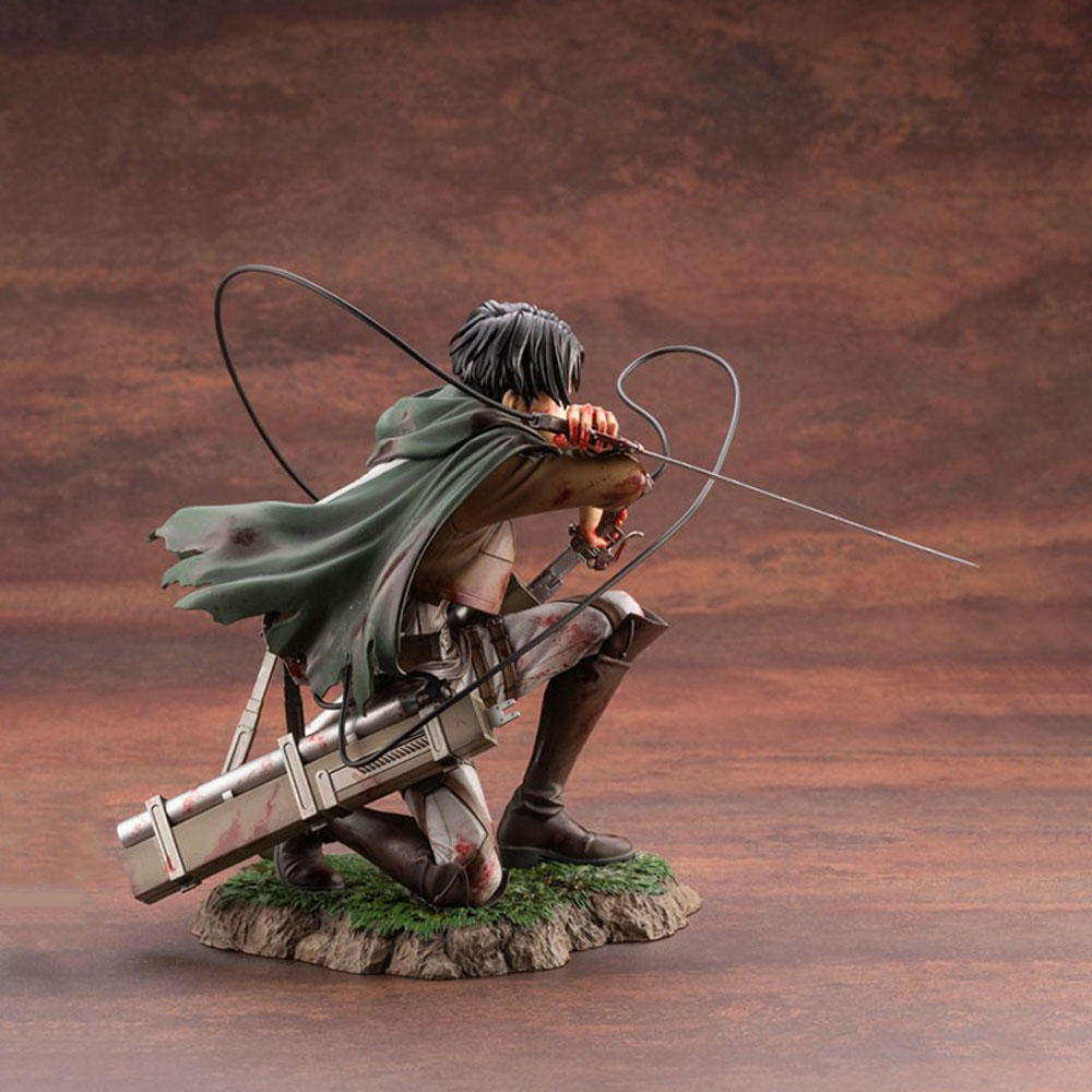 Mô Hình Nhân Vật Phim Attack On Titan Bằng Pvc