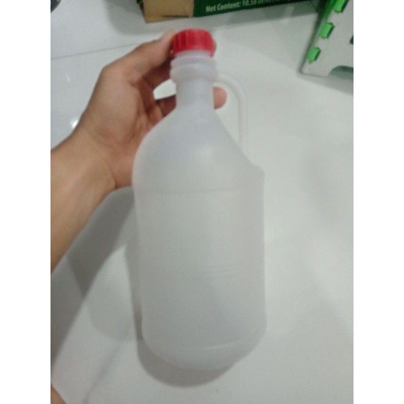 Chai nhựa 2 lít trắng đục HDPE.