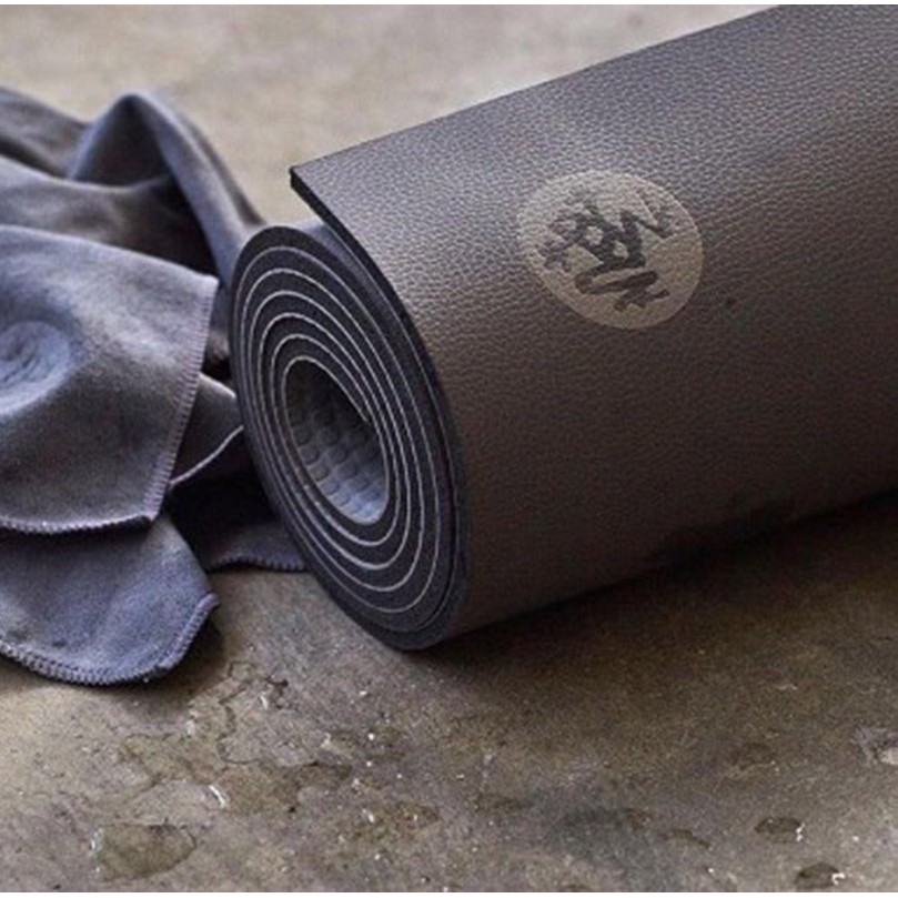 Thảm tập yoga Manduka 6mm từ cao su tự nhiên siêu êm, chống trượt tốt, thấm hút mồ hôi